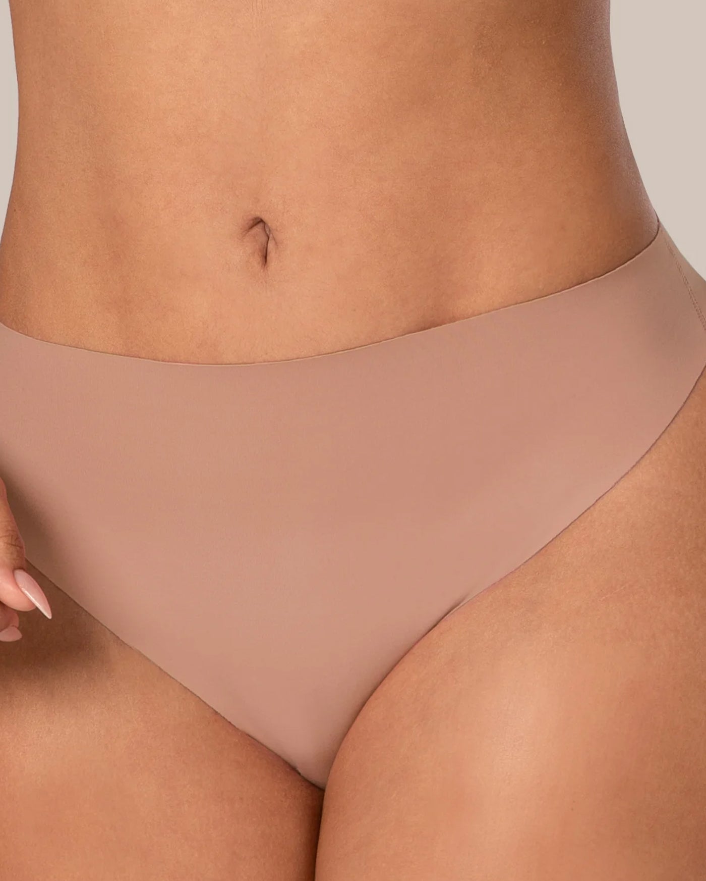 Tanga brasilera seamless Fajas MyD T06330