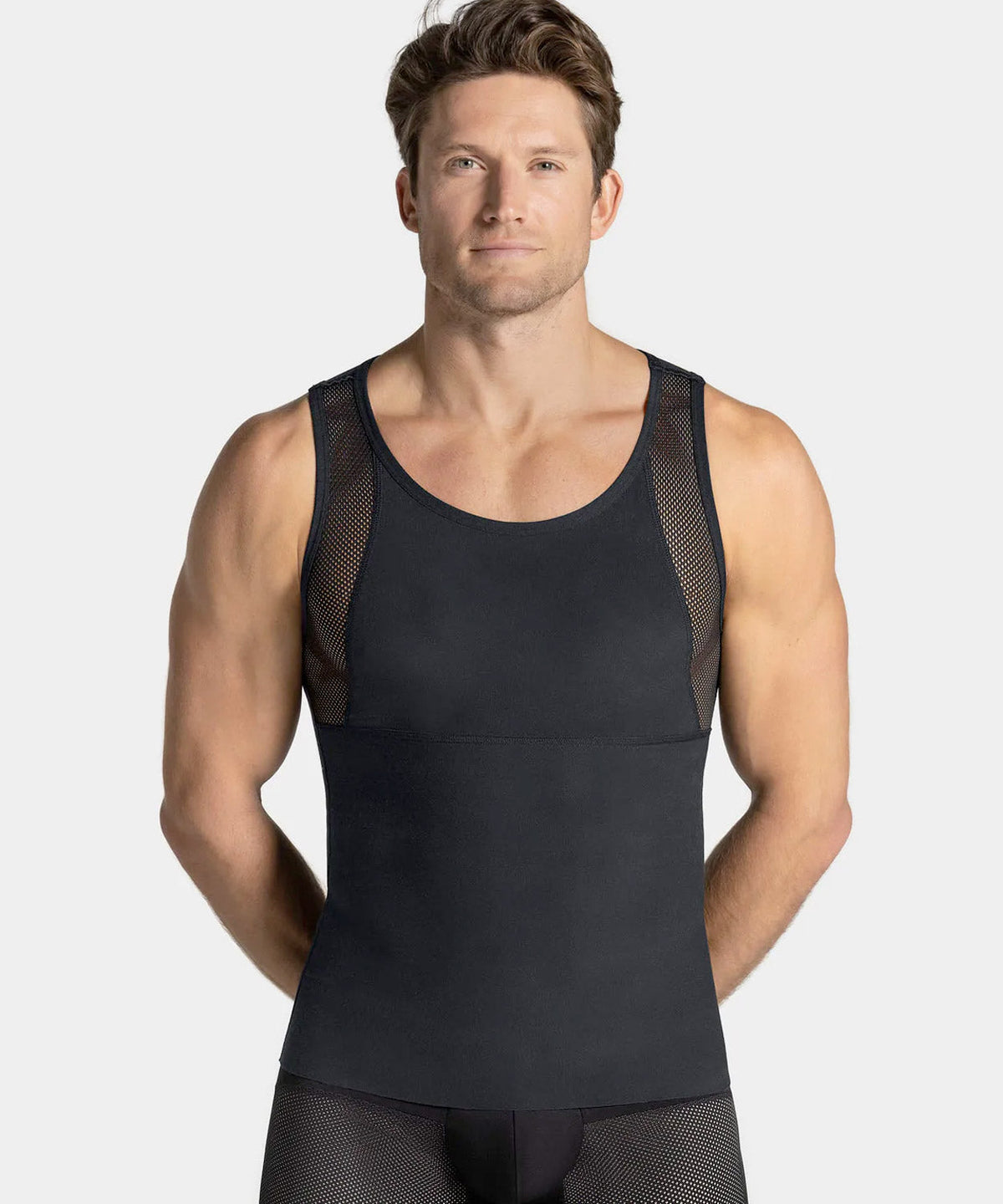 Strong control tank top for everyday use in stretch cotton by Leonisa® 035022